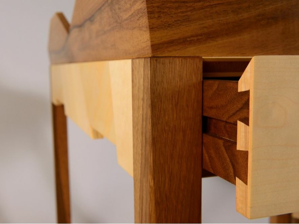 Bureau JAUJAC - Atelier Vallon artisan ébéniste en Ardèche 02