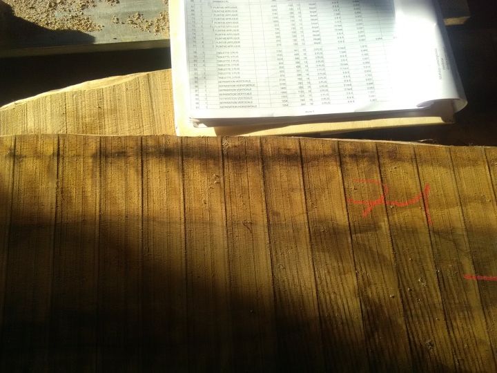 Débit de noyer massif lumière du soleil couchant