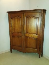 Meuble encoignure en merisier - style Louis XV