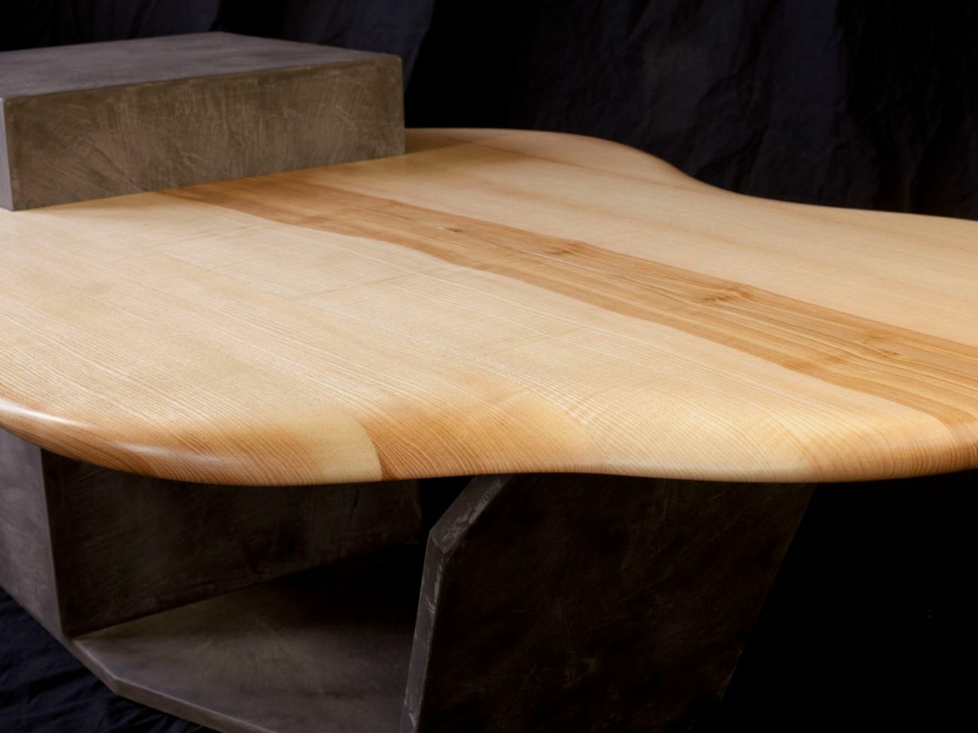 Table basse RUOMS - Atelier Vallon artisan ébéniste en Ardèche 03
