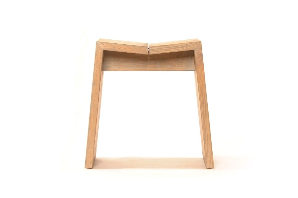 Tabouret bas MEZENC - Atelier Vallon artisan ébéniste Ardèche 03