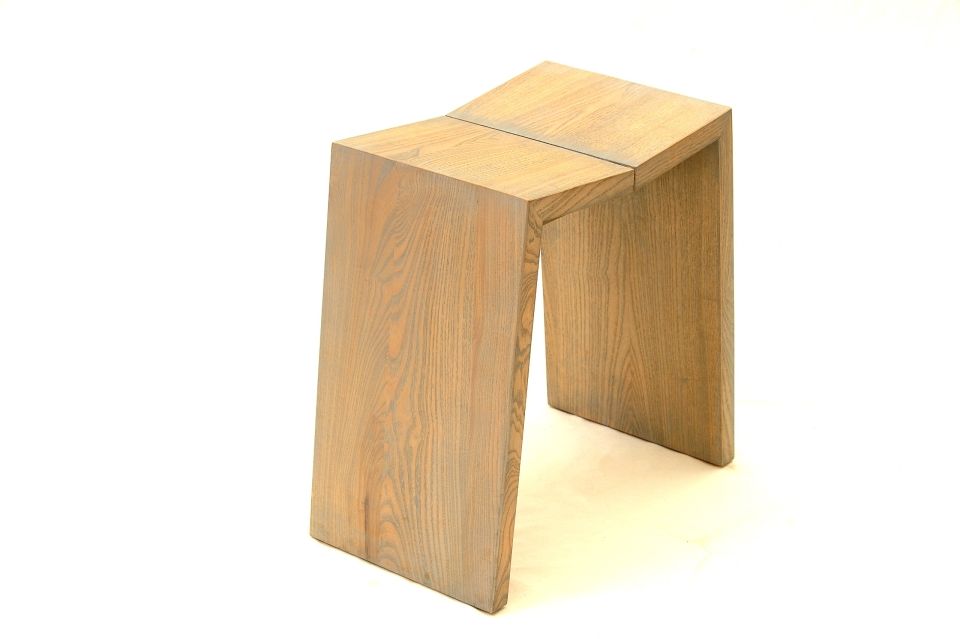 Tabouret bas MEZENC - Atelier Vallon artisan ébéniste Ardèche 11